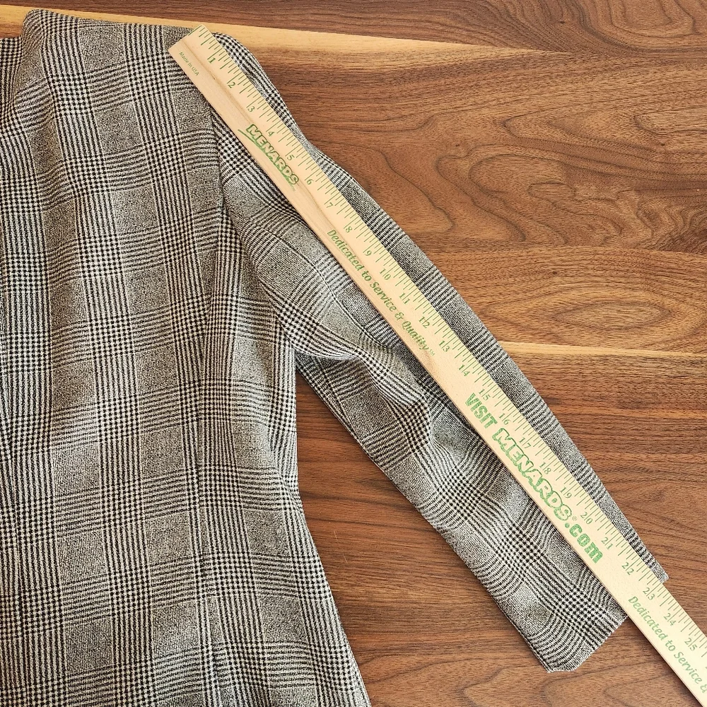 Larry Levine Vintage Womens Gray Wool Blazer Jacket 4 Button Fully Lined Size 8